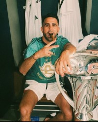 FB体育app下载-马赫雷斯夺亚冠后向队友赠送定制劳力士，每块手表价值约2万欧